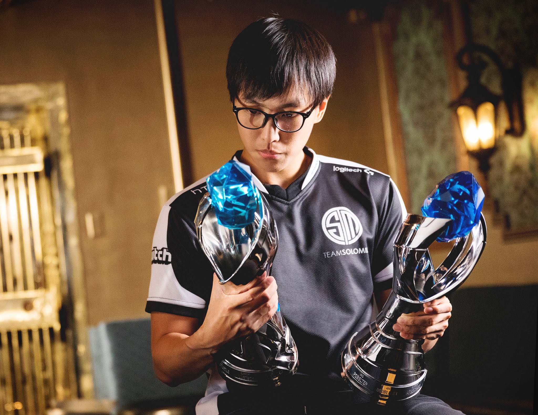 Doublelift Retires as TSM signs SwordArt. The bot laner had reportedly requested that the team sign an international calibre support, but has retired just as the signing was confirmed.